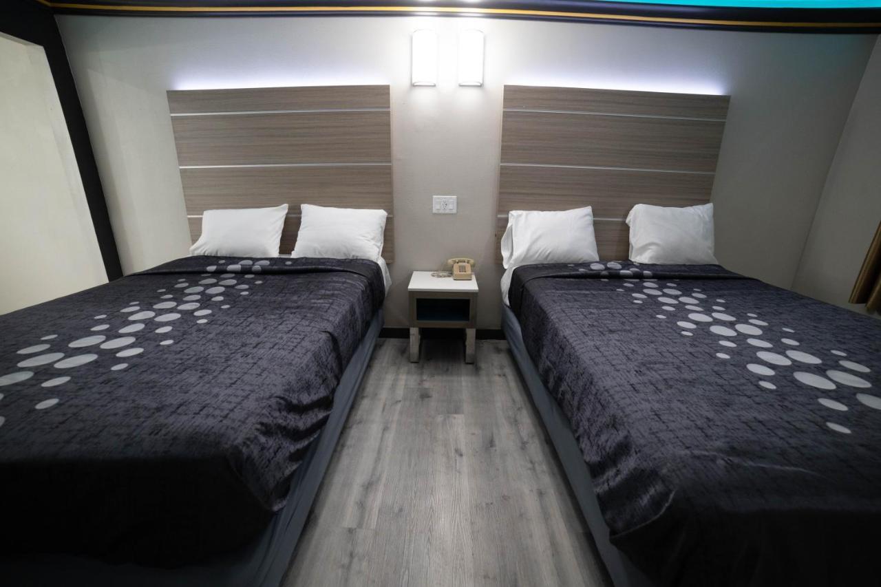 Artesia Motor Inn Bellflower Zewnętrze zdjęcie