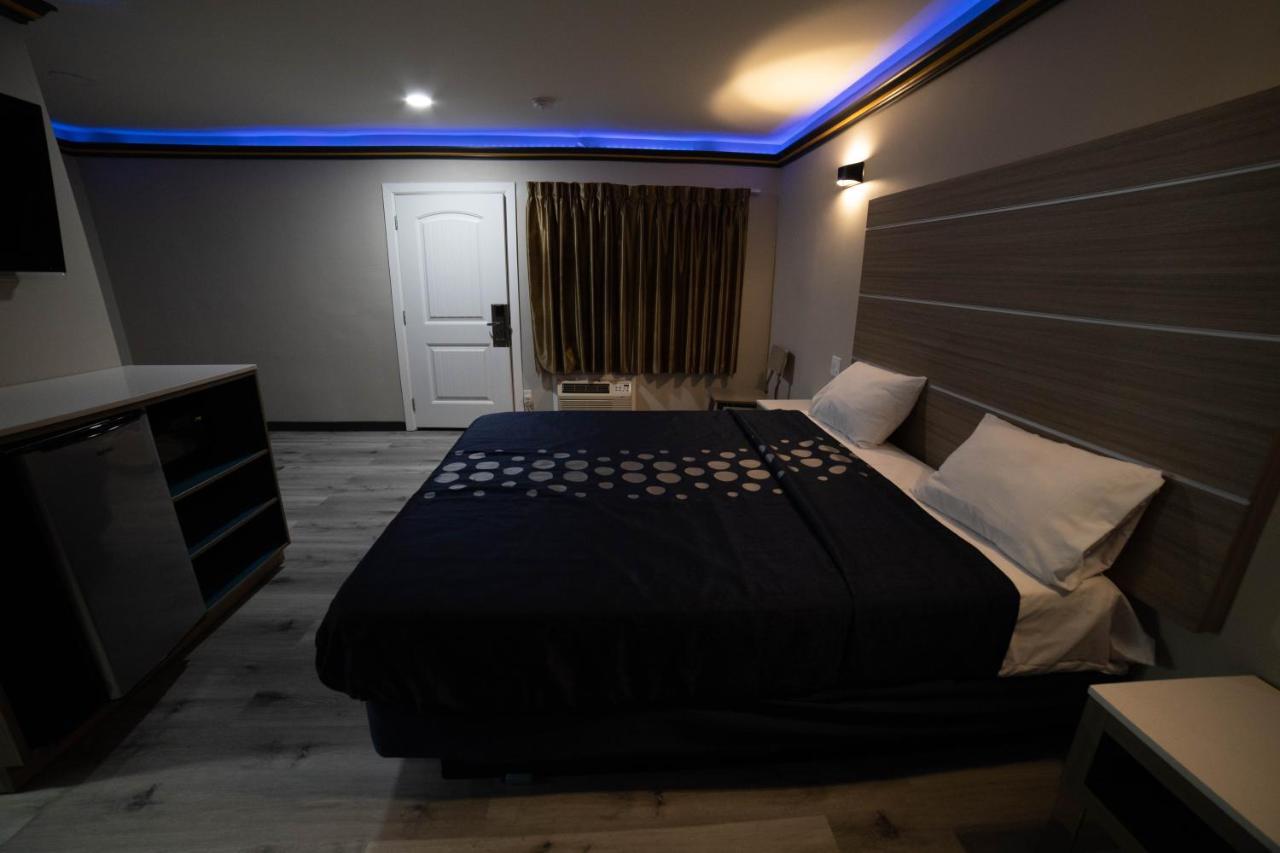 Artesia Motor Inn Bellflower Zewnętrze zdjęcie