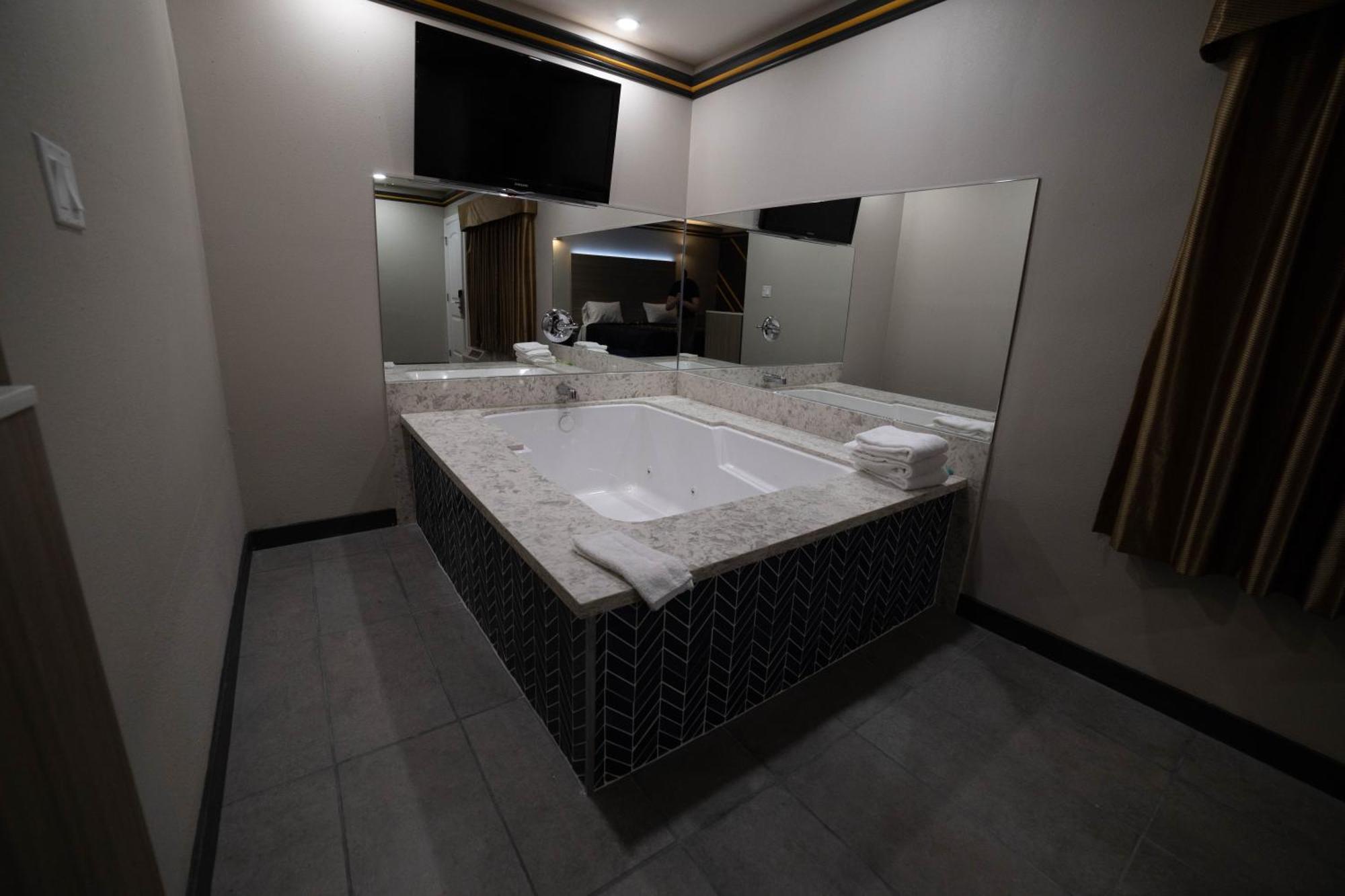 Artesia Motor Inn Bellflower Zewnętrze zdjęcie