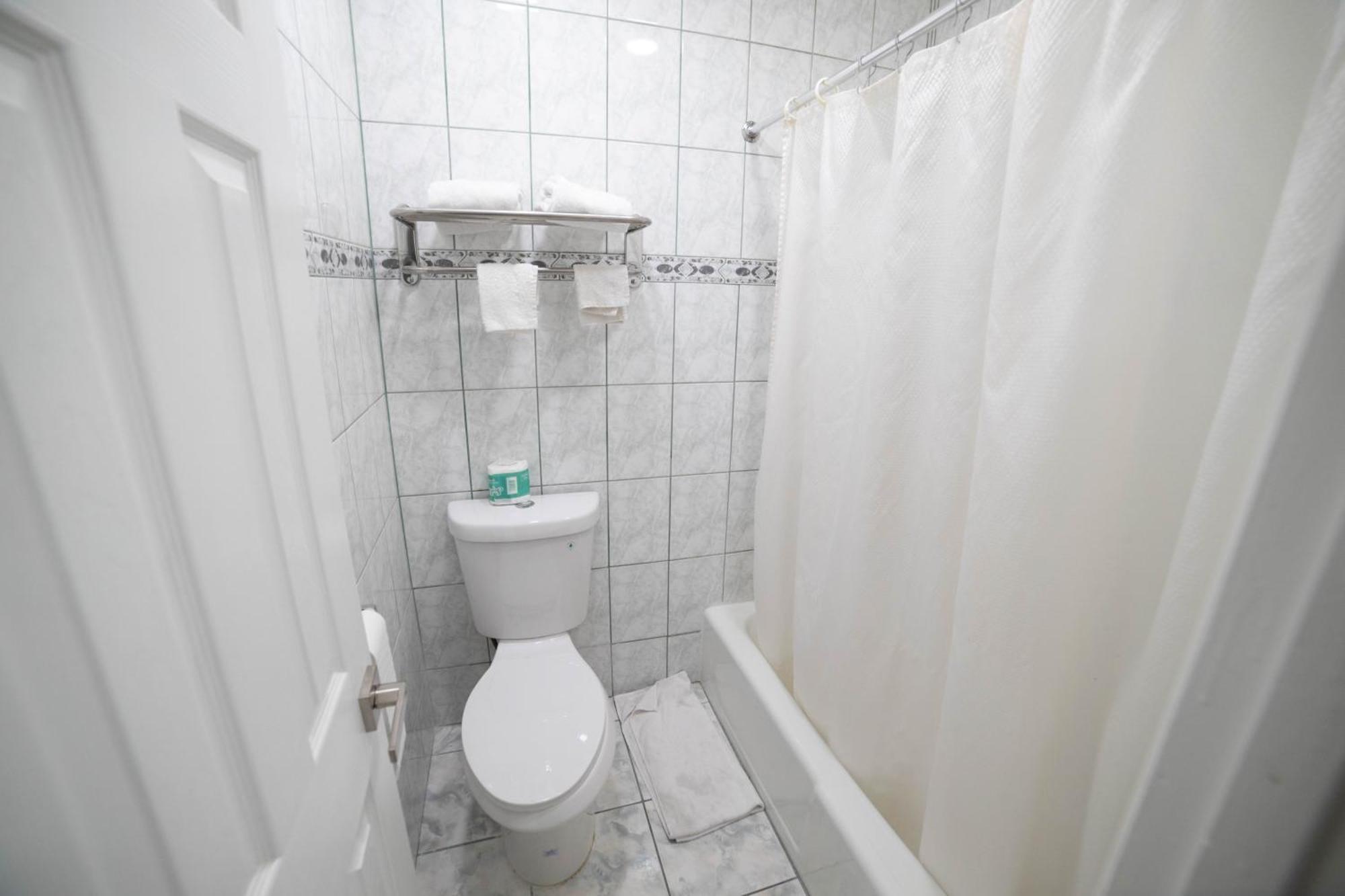 Artesia Motor Inn Bellflower Zewnętrze zdjęcie